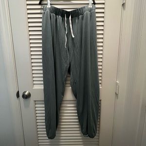 Grey/blue joggers
